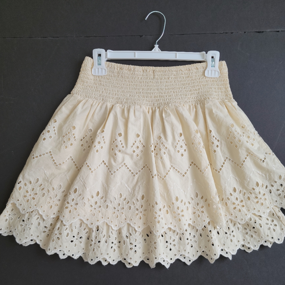 Zara Women Skirt Beige or Cream